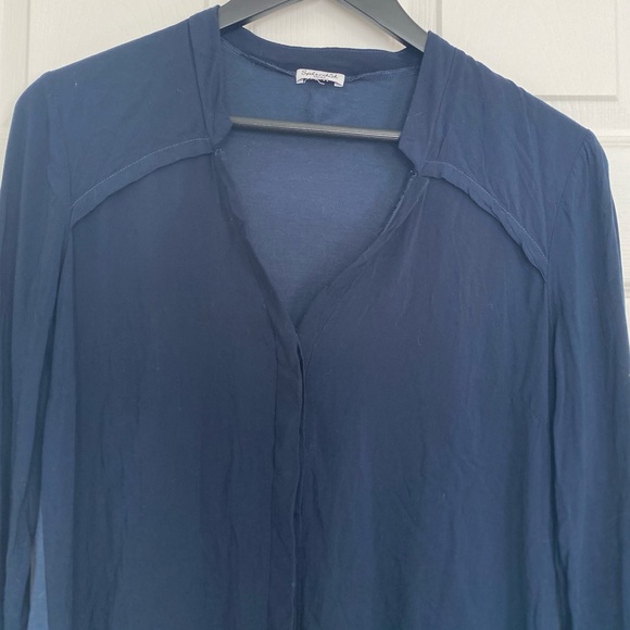 Splendid Navy Blue Blouse - Picture 2 of 7